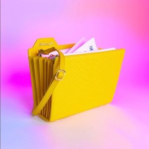 Folder Icon Purse by Studio Cult